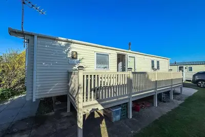 Image de Lovely 8 berth caravan with side decking at Heacham Beach Park ref 21008t