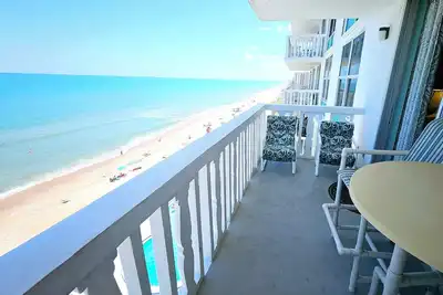 Image de No Drive Beach side- Ormond Beach, Amazing views-On the Ocean from your Balcony