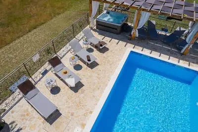 Image de Villa Unika Piscine Chauffée, Jacuzzi, Sauna