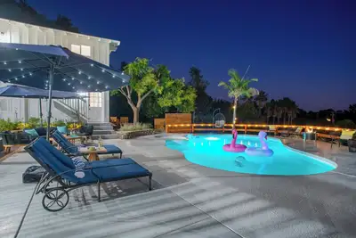 Image de Priv. Resort! Mountain Views Oasis- Heated Pool & Spa, Game Rm, Temecula-8 miles