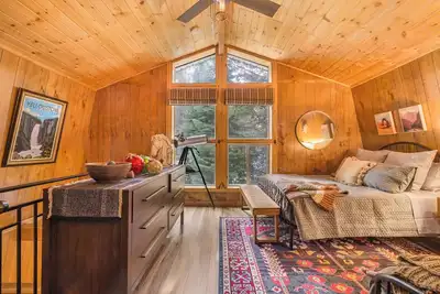 Image de Creekside Lodge for Fall! Perfect for Fishing/Atv, with Firepit, Game Room