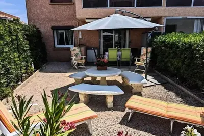 Image de Appartement 4 couchages avec belle terrasse à deux pas de la mer