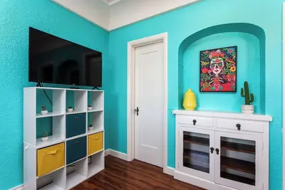 Image de Entire rental unit in Long Beach, California\n3 guests Studio 2 beds1 bath
