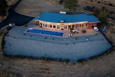 Image de Alpine Luxury Chelan Vacation Rentals