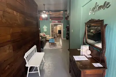 Image de The Cranny at Main Street Suites: 1 bedroom with smart Tv in downtown Van Buren