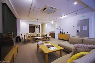 Image de 501 Osakas largest 120 square meter private ro / Osaka Ōsaka