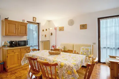 Image de Appartement 'Appartamento Eva' avec vue sur les montagnes, balcon et Wi-Fi
