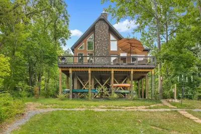 Riverside Oasis with Stunning Views, Cozy Firepit!