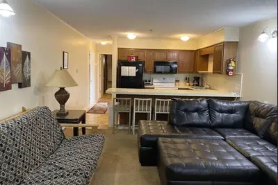 Image de Winterplace Ski in Ski out condo First Floor D105