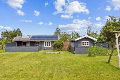 \"Tammo\" - 1. 1km from the sea by Interhome