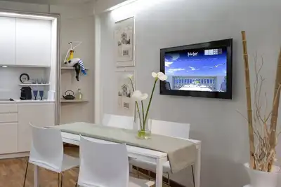 Image de Agréable appartement pour 4 personnes avec climatisation, piscine, Wifi, Tv et balcon