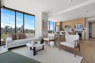 Image de Lincoln Park Family Stay: Steps to City Fun