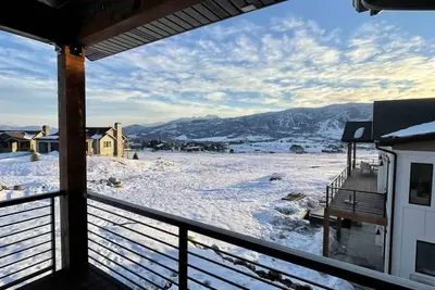 Image de Family Home in Eden w Hot Tub and Great Views Ski & Golf