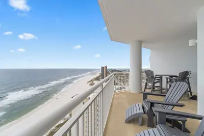 Image de Beachfront Beauty with Great Views-Palacio 1704