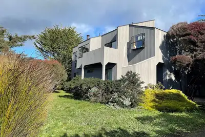 Image de Viglione | Fireplace, Hot Tub, & Ocean Views