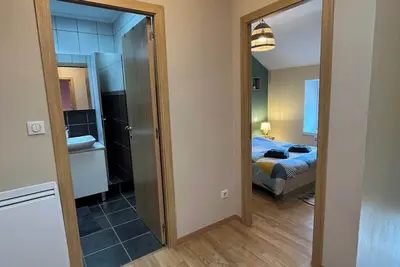 Image de Charmante maison 3 chambres - Proche du Luxembourg!
