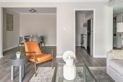 Image de Brookwood 2bd 1 - Deux Chambres Appartement, Couchages 4