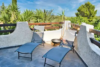 Image de Maison confortable et spacieuse avec terrasses