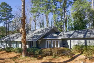 Image de La-Vie #3  Spacious  house  in front of the green #2 of Pinehurst #3 golf course