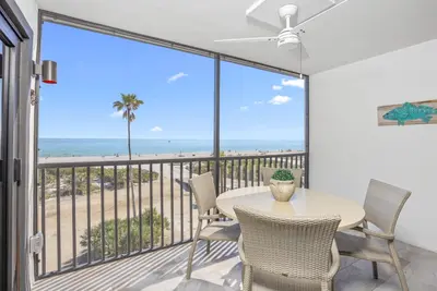 Image de All New! Gulf Front! High End! Pelicans Roost 306 on Sanibel Island