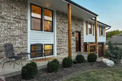 Image de Cozy 3br w\/ Pool, Fire Pit, Near Kc Stadiums & Fun