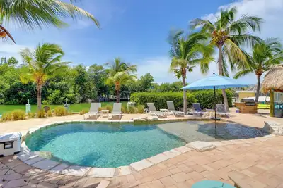 Image de Walk to Beach: Waterfront Home in Marathon!