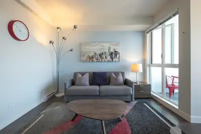 Image de Stylish Modern Apartment in the Heart of Old Town Victoria