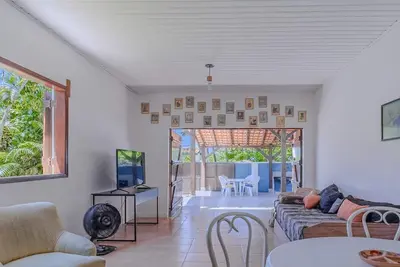 Image de Casa em São Sebastião a 30m de Toque-Toque
