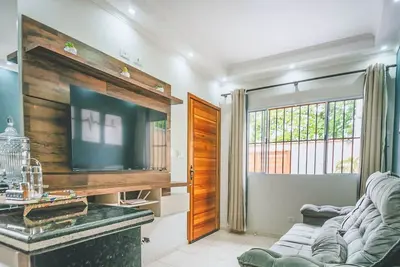 Image de Casa com piscina a 5 min da praia em Itanhaém