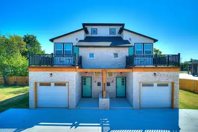 Image de Charming Okc Duplex 2bed 2. 5bath Unit A