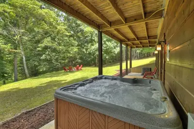 Image de Cozy Coosawattee cabin with a fire pit! - Cardinal Cabin