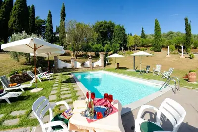 Image de Villa ancienne r×™nov×™e avec piscine