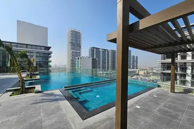 Image de Luxury Studio in Jumeirah Village Circle