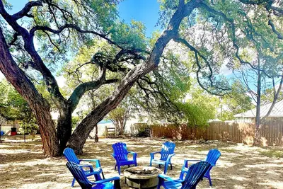 Image de Charming 3-bedroom in Canyon Lake with Fire Pit, Bbq, WiFi and Ac
