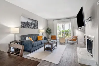 Image de Houston 2-Bed Townhouse: Pool, Gym, & Pickleball