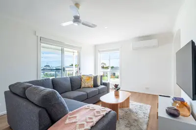 Image de Views on the Avenue - Clifton Springs