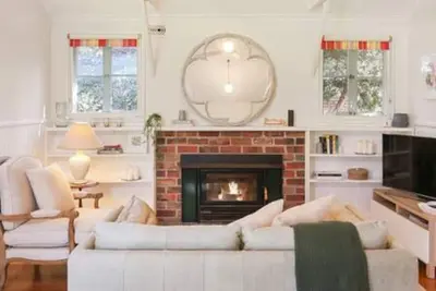 Image de Pink Cabin By Host on the Coast