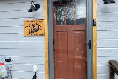 Image de Tiny House on Walnut Grove