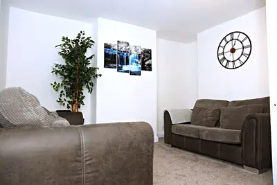 Image de Cozy Birmingham house Jlr Nec Airport ResortsWorld
