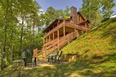 Image de Huckleberry Ridge | Mtn Views | Hot Tub | Fire Pit