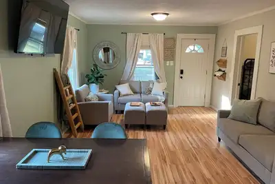 Image de Charming & Stylish 2-bedroom house with free WiFi in Winfield