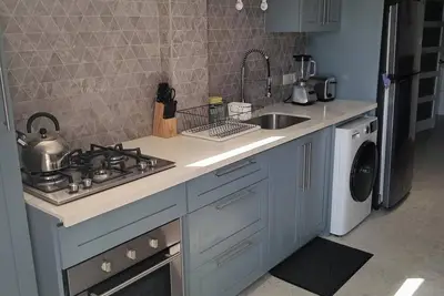 Image de Cozy 1-bedroom apartment 1-Studio with WiFi, Ac in brilliant Petite Calivigny