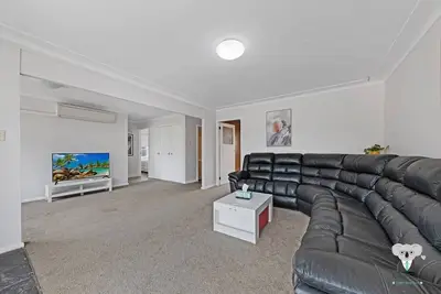 Image de KozyGuru | Blacktown | Peaceful 3b House