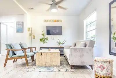 Image de Melrose Villa - Charming 2-bedroom house in delightful Miami Springs