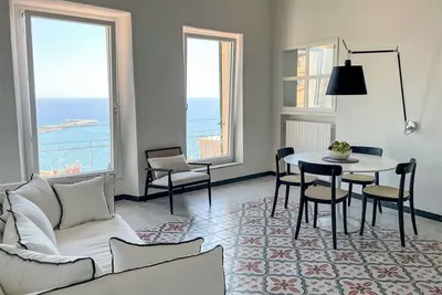 Image de Confortable appartement pour 4 personnes avec Wifi, climatisation, Tv et parking