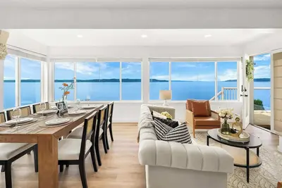 Image de 180° Water View Retreat: Near Beach Park & City