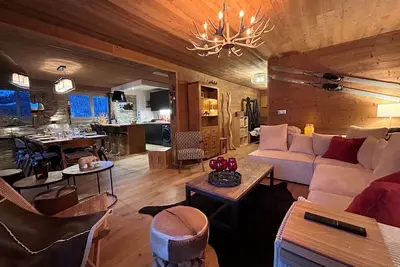 Image de Grand appartement contemporain 10 pers, proche pistes et centre, ascenseur et Wifi inclus