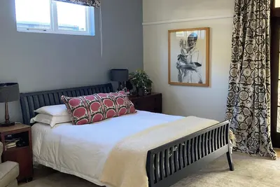 Image de Artist’s home in the Avenues, 3-bedroom house in amazing Cape Town with WiFi