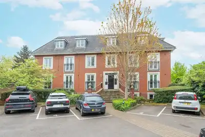 Image de 3br Brentford Apt Overlooking Syon Park | Heathrow 20Min