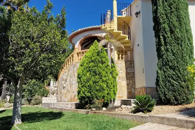 Image de Villa Santos, für 4 Personen mit Tollem Blick und Großem Garten